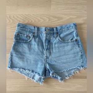 Levi’s 501 Shorts Womens Cutoffs Button Fly High Rise Distressed Sz 27